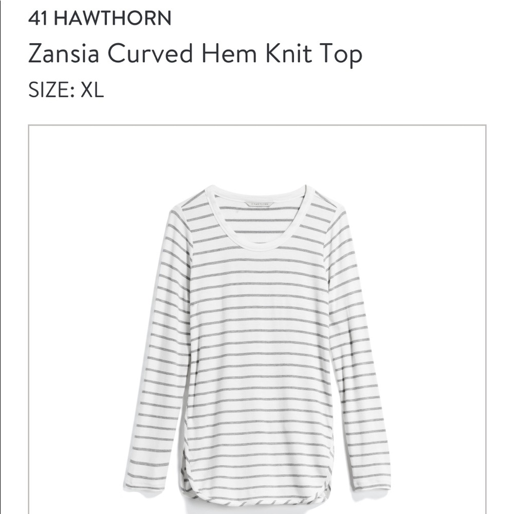 Curved hem Knit Top